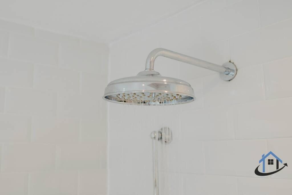 Indigo Snug - Gorgeous 2 Bed Flat In The Heart Of Кромер Екстер'єр фото