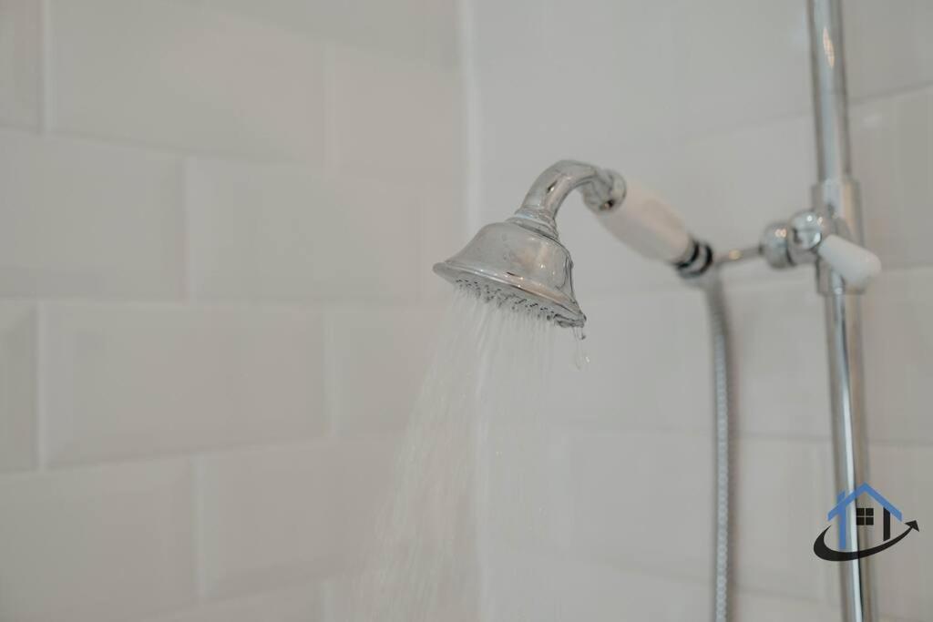 Indigo Snug - Gorgeous 2 Bed Flat In The Heart Of Кромер Екстер'єр фото