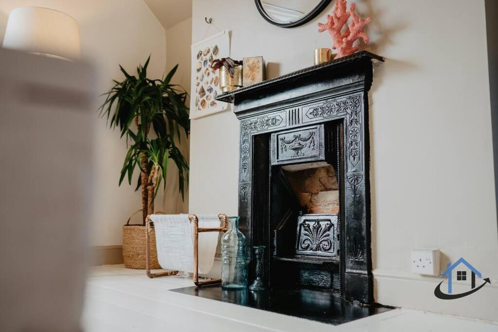 Indigo Snug - Gorgeous 2 Bed Flat In The Heart Of Кромер Екстер'єр фото
